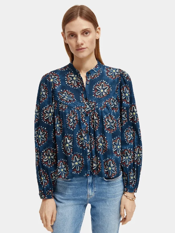 Long sleeved printed blouse