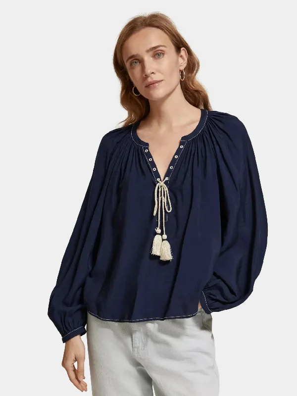 V-neck balloon sleeve blouse